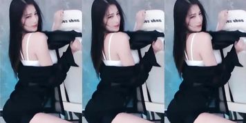 Beautiful Chinese girl's sexy dance