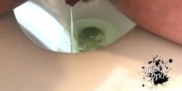 FTM Taking a Piss