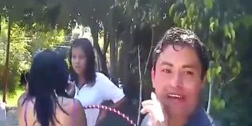 Amateur Faceslapping Outdoor
