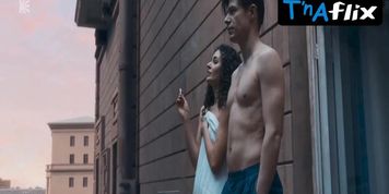 Elizaveta Shakira Butt,  Breasts Scene  in Nulevoy Patsiyent