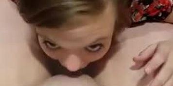Public bathroom lesbians