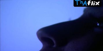 Giovanna Antonelli Sexy Scene  in Lacos De Familia