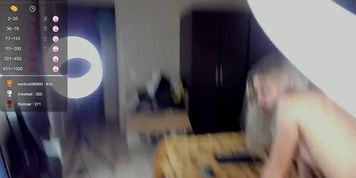 blonde gets a load on her back