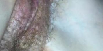 Cum shot on a cheating milfs hairy pussy (closeup)