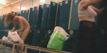 Slim and fit MILF showing all in a dressing room cam video