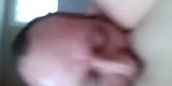 eating milf pussy