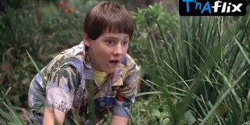 Sung Hi Lee Sexy Scene  in National Lampoon'S Christmas Vacation 2