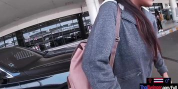 Teen gf is a cute Thai girl wanting to please her boyfriend