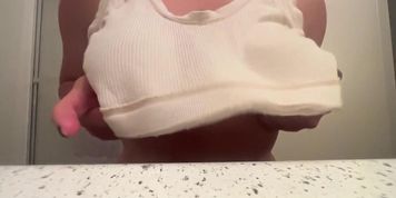 Big slo motion boobs