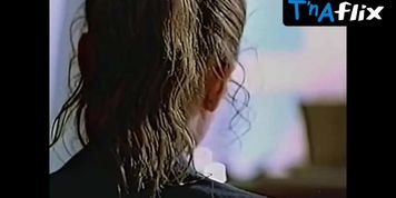 Anna Friel Butt Scene  in The Stringer