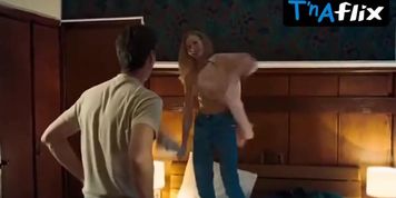 Svetlana Khodchenkova Breasts Scene  in Lyubov' Bez Razmera