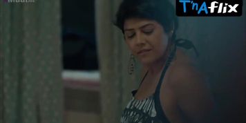 Priya Gamre Sexy Scene  in Watchman