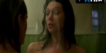 Laura Prepon Lesbian Scene  in Orange Is The New Black
