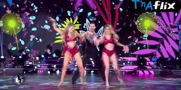 Jimena Baron Lesbian Scene  in Bailando Por Un Sueno Argentina (Virginia Gallardo)