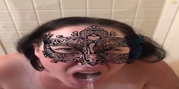 MILF first time Piss Drinker and she swallows too. 
