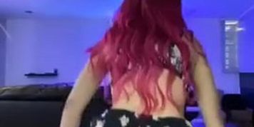 Danyan cat ass