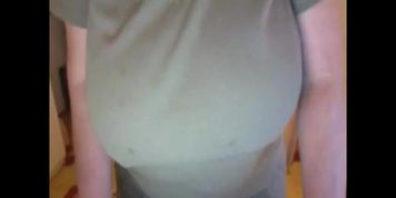 Big Titted Mature puts on a show
