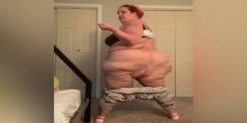 Super sexy bbw Devious stripping and twerking that massive ass