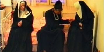 german NUNS.....2 NUNS 1 PRIEST