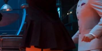 Soundarya Sharma Butt,  Breasts Scene  in Housefull 5