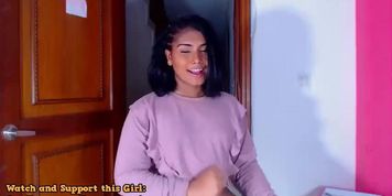 Gorgeous Shemale Stroke Her Hard Dick