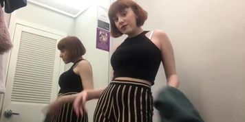 Daphne - Spy on Me in the Changing Room