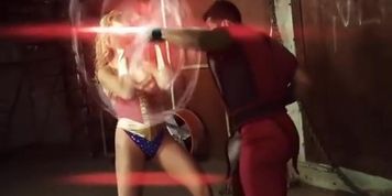 wonderwoman peril