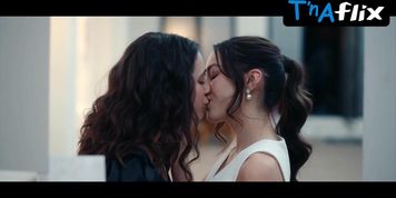 Sofia Masson Lesbian Scene  in Fatal Exposure