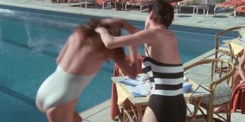 underwater catfight 1