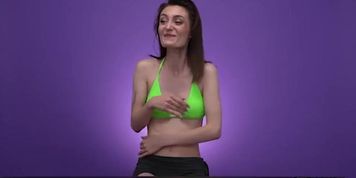 REAL OR FAKE? Huge Cumshot Edition &ndash; She Reacts