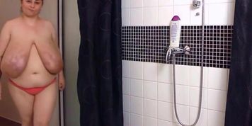 Alice Shower Swing