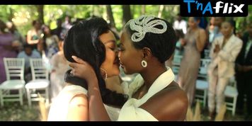 Nambitha Ben-mazwi Lesbian Scene  in Savage Beauty