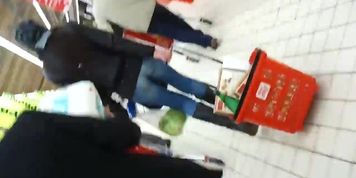 great ass candid. round ass jean mmmm