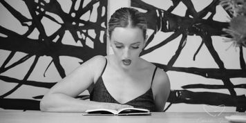 Ode to Hysterical Literature with Charlie Forde and Amber Moore (charlieforde)