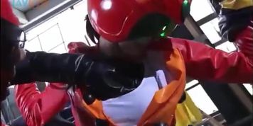 Superheroine Beaten 01