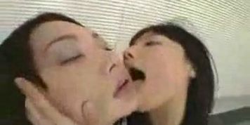 Japanese Spitting 2