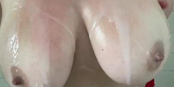 Wisconsinwife (No Face)