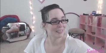 Big Wet Girl Masturbation On Web Cam