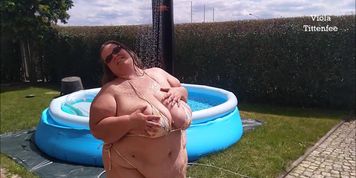 SSBBW tiny bikini shower, the water runs over my sexy fat body in slow motion!