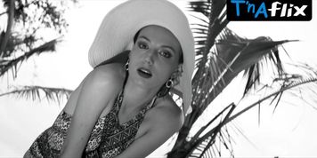 Gaite Jansen Bikini,  Underwear Scene  in Leopard Skin