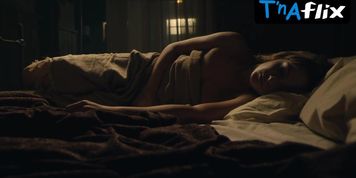 Celine Buckens Butt Scene  in Warrior