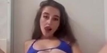 Nayi Martinez 22