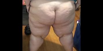 Fat Ass Learning to Twerk Pt1