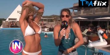 Mica Viciconte Butt,  Breasts Scene  in Incorrectas