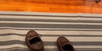 Young Solo male Masterbating to GF. Massive cum shot 