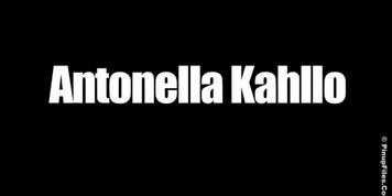 Antonella-kahllo-swimming-pool