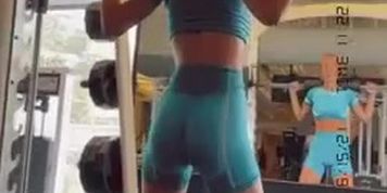 KT Lordahl Squatting