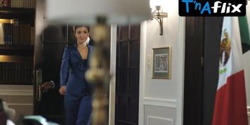 Erendira Ibarra Lesbian,  Butt Scene  in Ingobernable