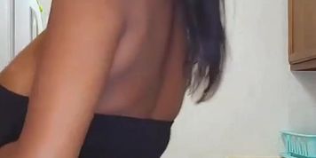 should i make a split screen of her?