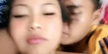Ngewe bareng grup cewe di rumahku.mp4